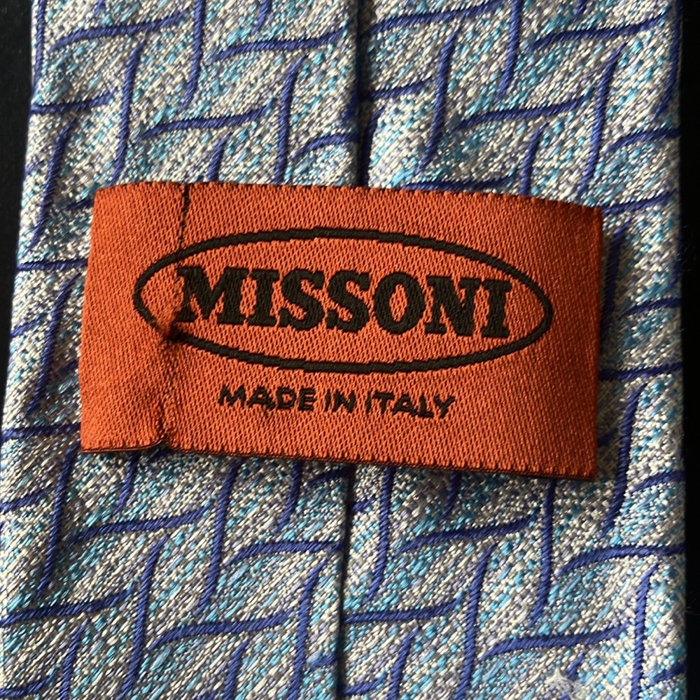 Missoni made in Italy baby blue zig zag tie..